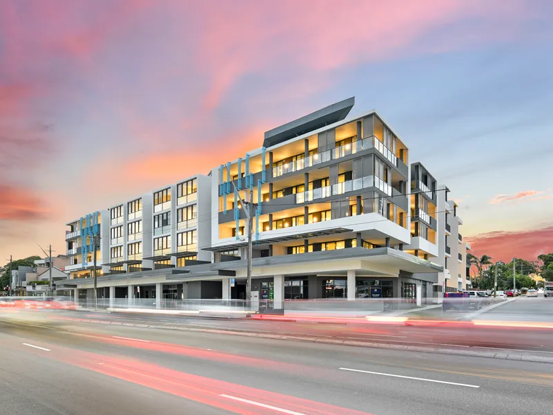 BRAND NEW LUXURY APARTMENT, WITH GREAT CONVENIENCE AT YOUR DOORSTEP