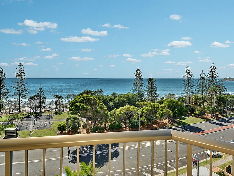 Mooloolaba Beachfront Apartment with Amazing Views Forever