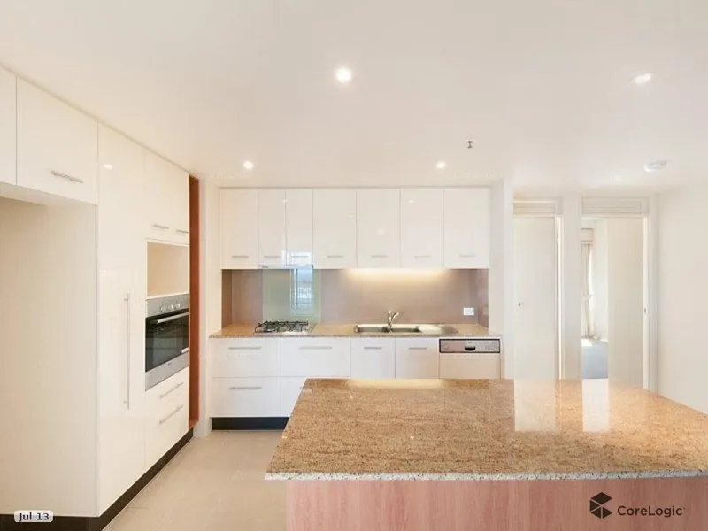 IDEAL 3 BEDROOM APARTMENT 