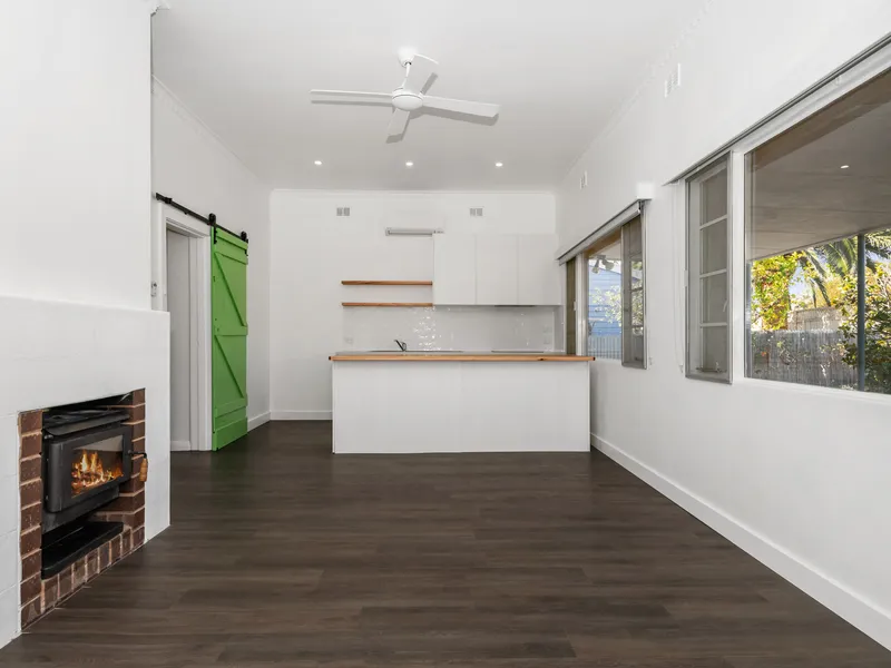 Beautifully renovated home only a short drive to the beach!