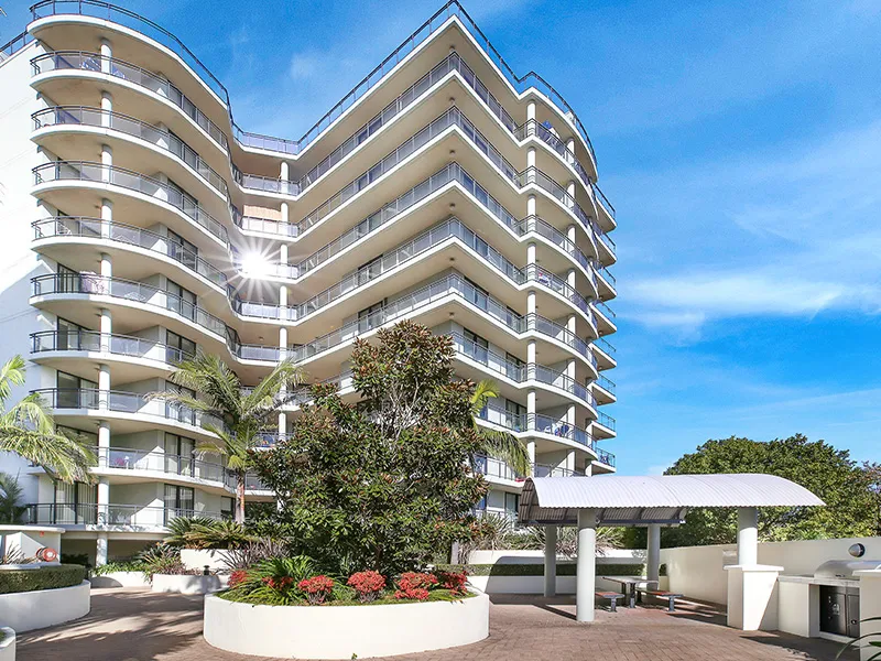 3 Bedroom Apartment In Rockdale Garden