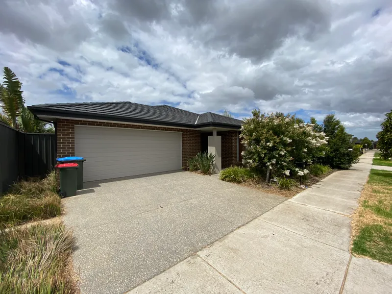 MODERN 4 BEDROOM FAMILY HOME WITH THE LOT!!