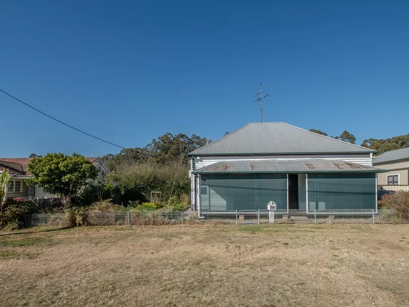 Family home close to Kurri CBD