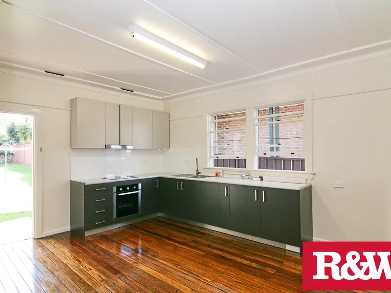 Modern Two Bedroom Home - water usage is included 