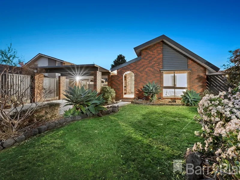 Stylish Abode in Attractive Locale