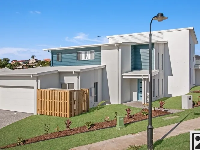 Palm Beach Heighs Available 19/4/2021