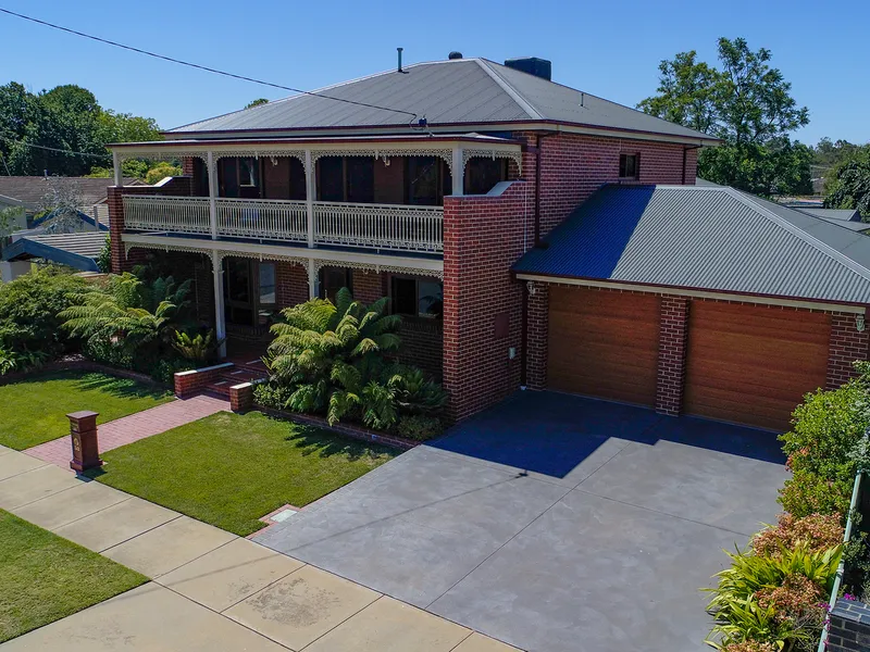 10yr old...Stunning home with the views !!