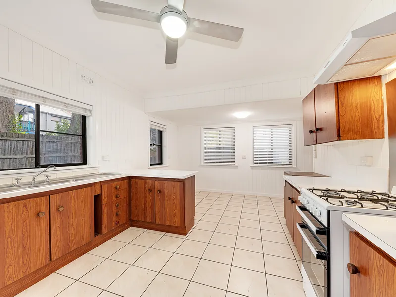 Spacious house in ultra convenient location