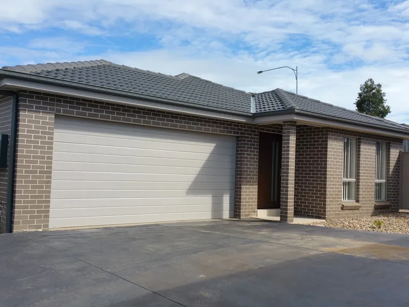 PRIVATE, QUIET LARGE THREE BEDROOM HOME !!!!!