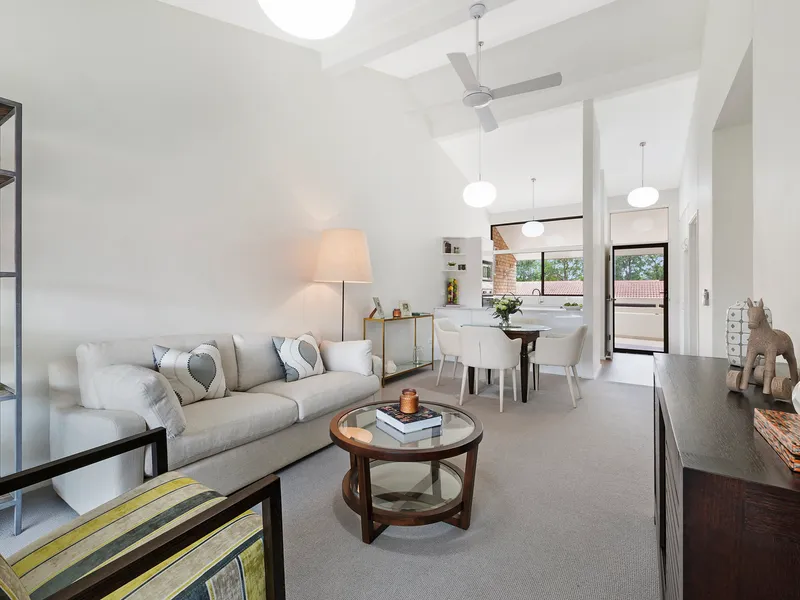 2 bedroom Villa surrounded by award winning gardens - Baulkham Hills NSW