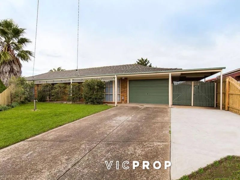 SUPERB FAMILY HOME – QUIET COURT LOCATION