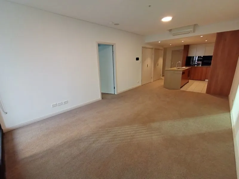 Beautiful two bedroom apartment close to all amenities