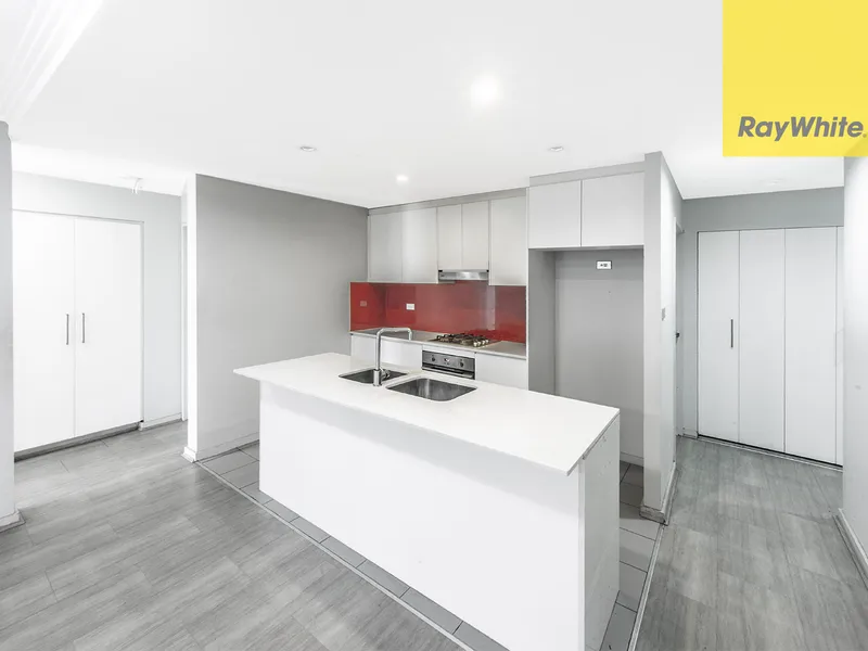 Contemporary Three-Bedroom Residence in Parramatta CBD
