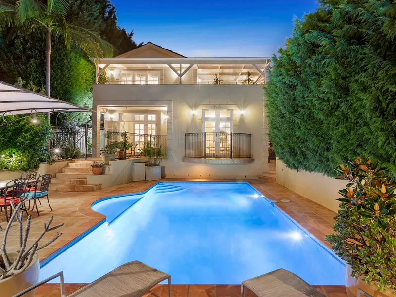 Tuscan family entertainer + villa