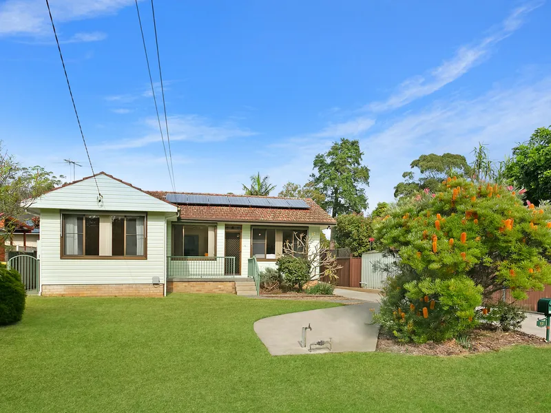 Warm family home in ultra-convenient location