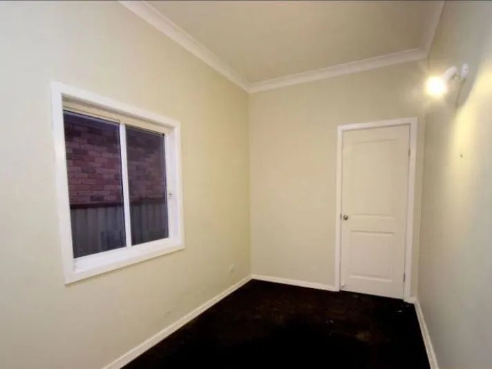 1 Bed / Self Contained Studio for Rent $320 pw (all bills included)
