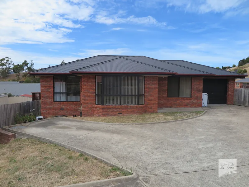 Well Presented Unit in Quiet Location