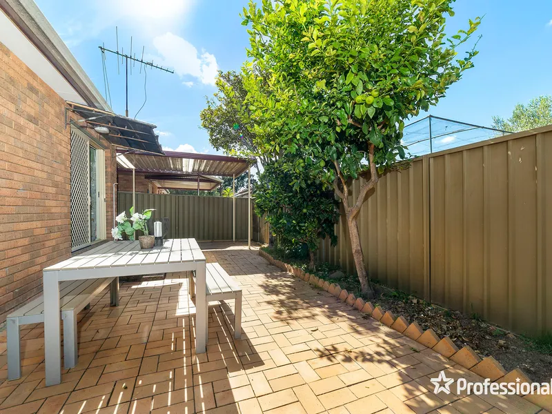 Immaculate Double Brick Villa Surrounded By Parkland