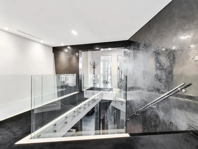 The Benchmark in Modern Luxury