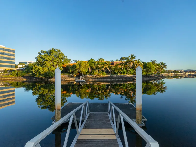 Luxury Furnished Waterfront Family Home