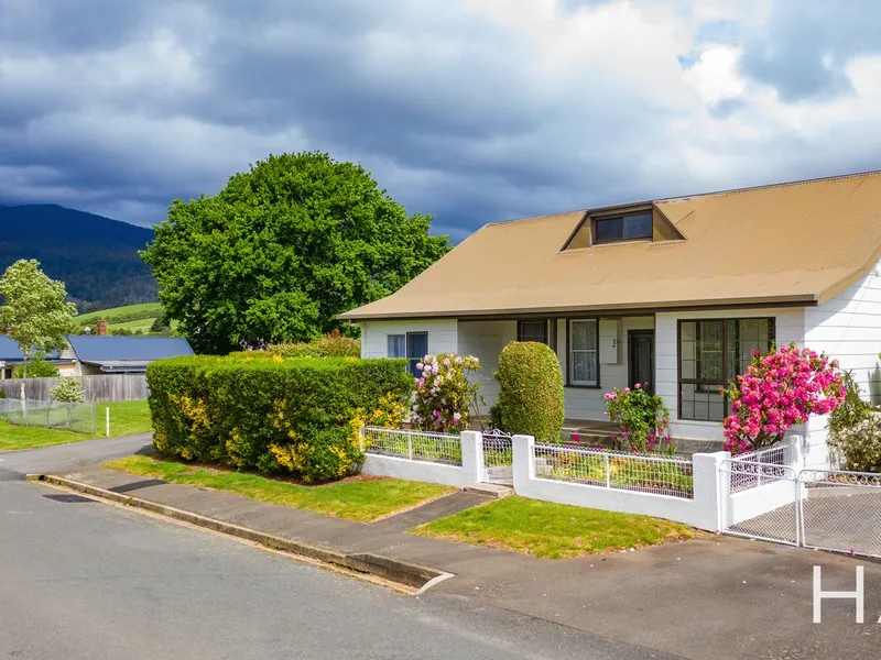 Beautifully unique family home!