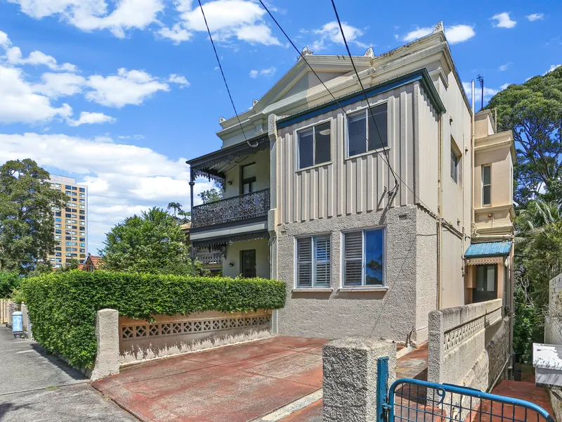 Conveniently located oversized studio