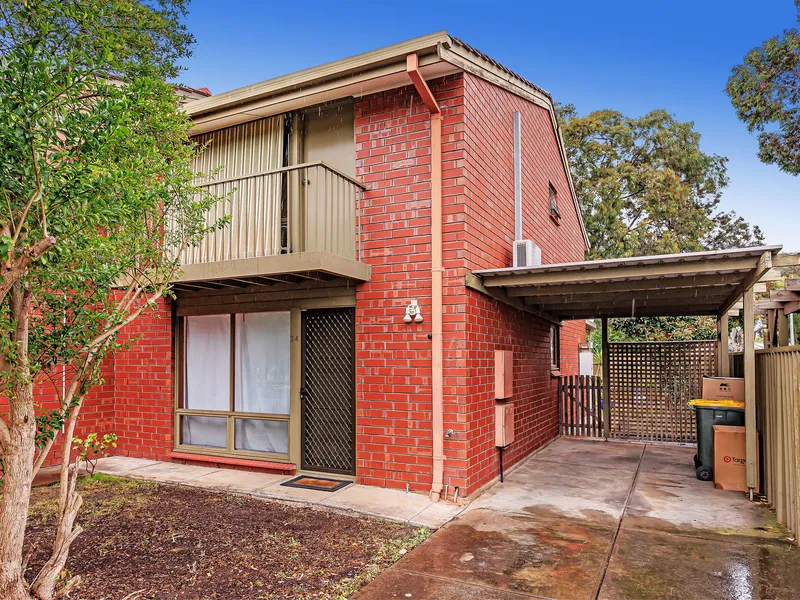 Torrens Titled Townhouse - An arms reach from the CBD