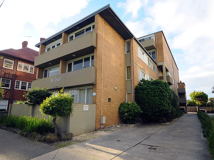 Two bedroom Apartment With City Views