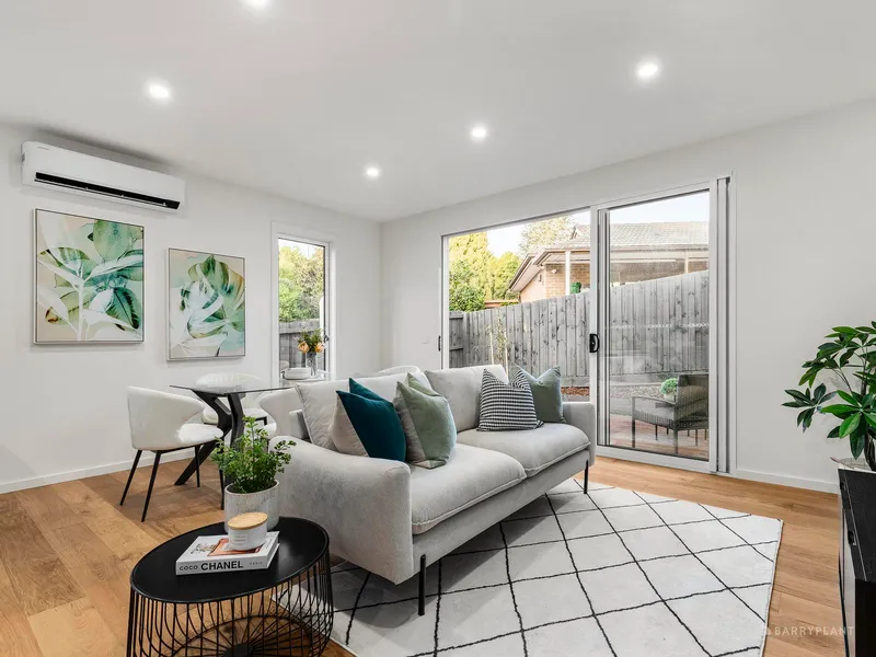 New Low Maintenance Luxe with Lift