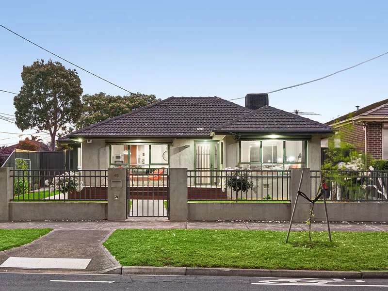 Spacious Family Entertainer With Dual Street Frontages And Golf Views