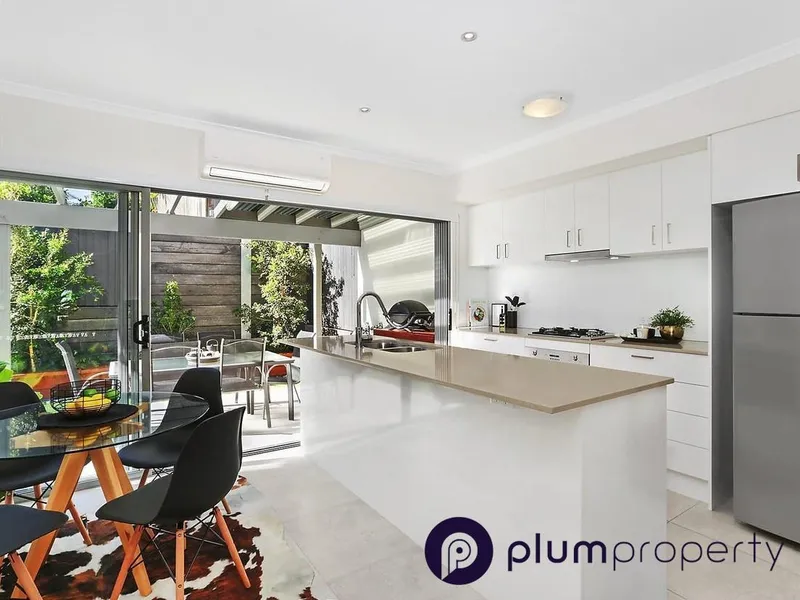 Luxury modern living with room to entertain!