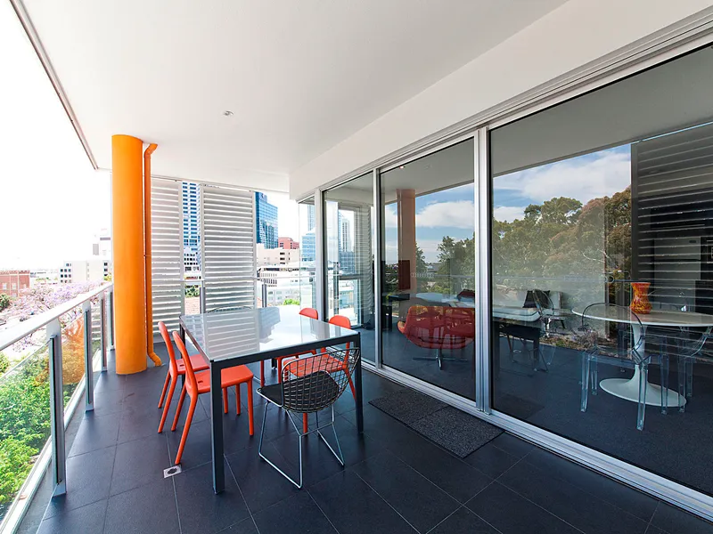 Kings Park and the Terrace at your doorstep!