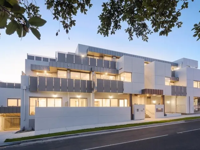 Near New Luxury Apartment In Small Exclusive Block - Located in the GWSC Zone (STSA)