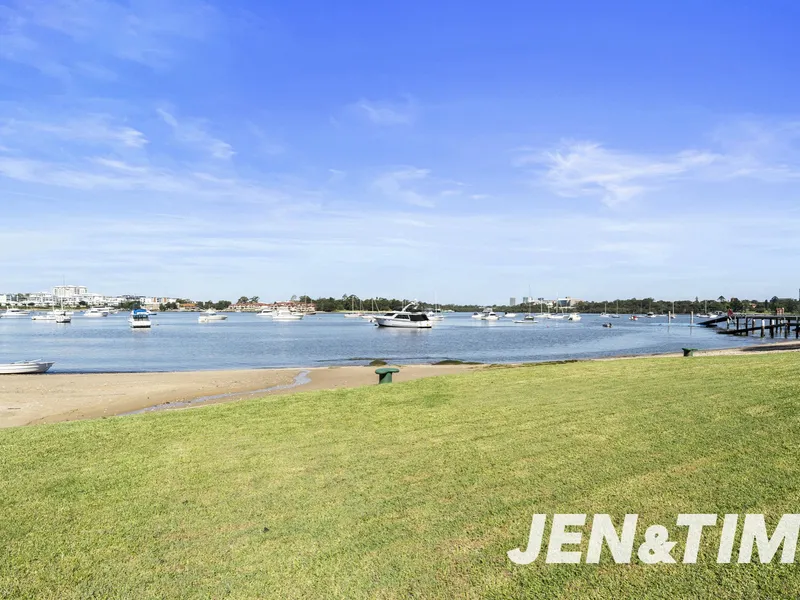 WELCOME TO THE 'THE PEERAGE' AT THE WATERFRONT