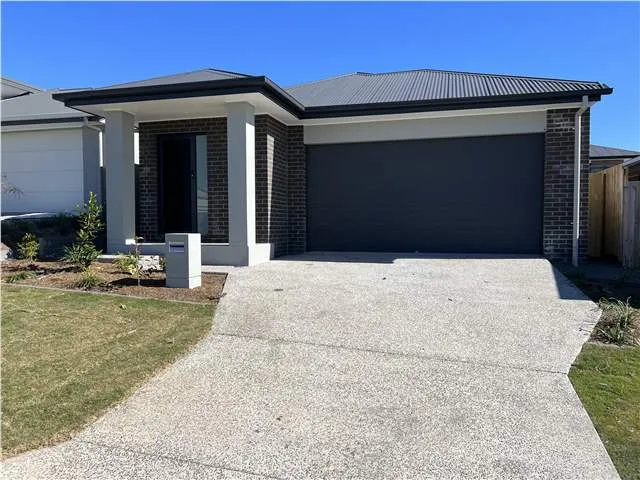 Beautiful Brand New 4 Bedroom Home in 'Monterea Estate' - Register Now to Inspect!