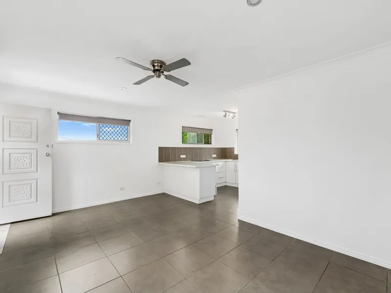 Newly refurbished duplex with large courtyard