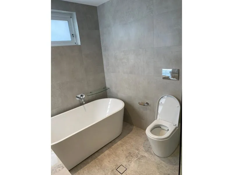 3 Bedrooms 2 Bathroom Townhouse for lease