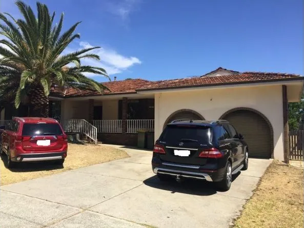 SPACIOUS 4x2 FAMILY HOME WITH LARGE BACKYARD!