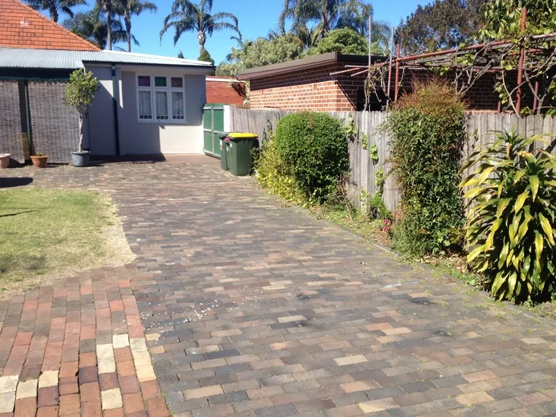 GENEROUS STUDIO HOME WITH OUTDOOR STORAGE
