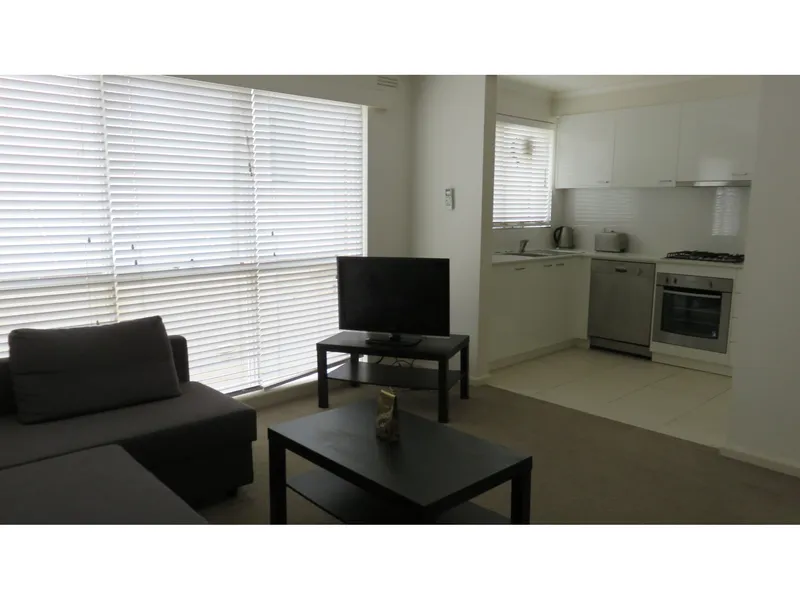 1 bedroom furnished apartment in the heart of South Yarra