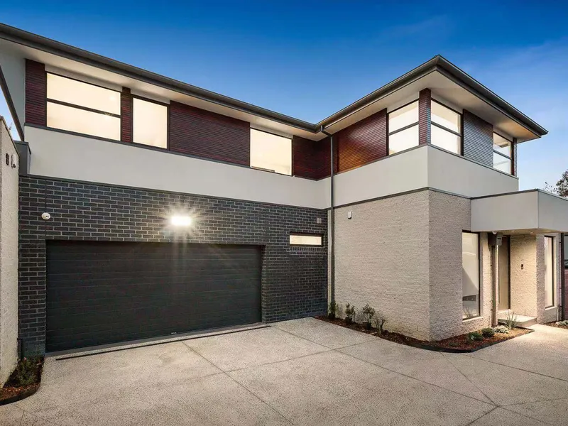 Brand New 4 Bedroom, 3 Bathroom 2 Car Park Family Home