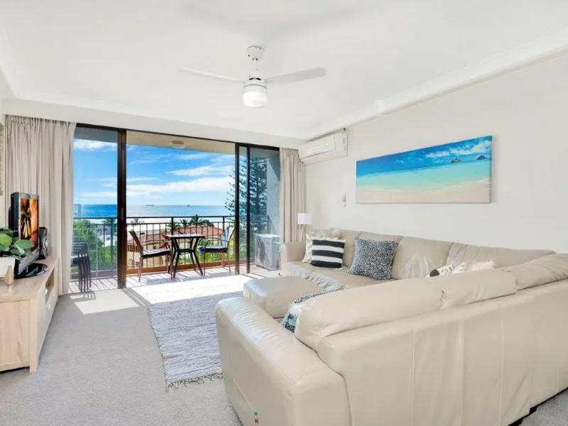 RESORT STYLE LIVING ON THE BEACH!