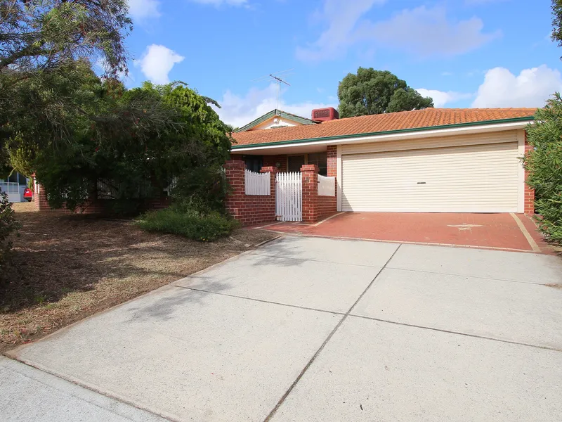 Lifestyle Location Close to the Action!