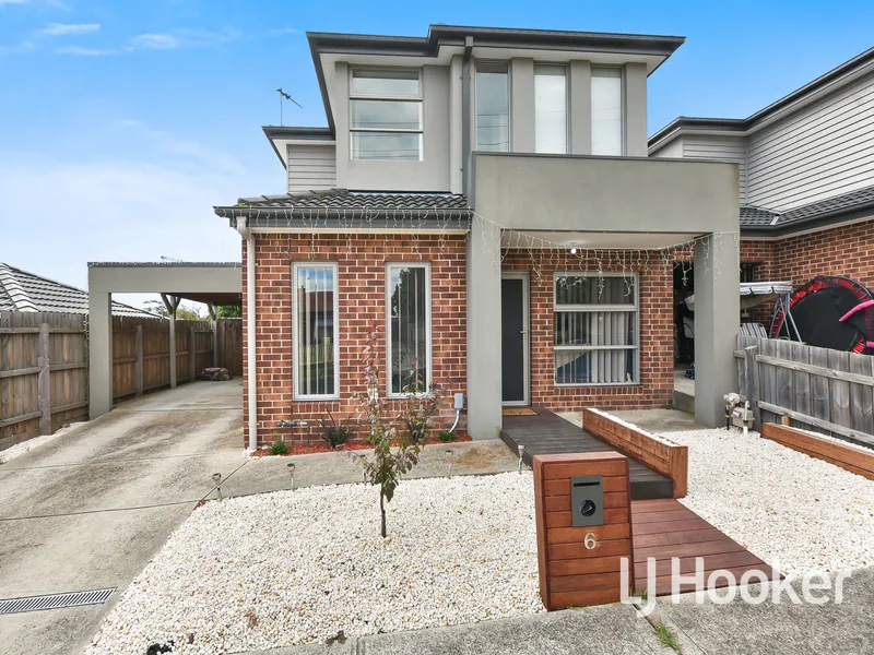 Modern low-maintenance living in a family neighborhood
