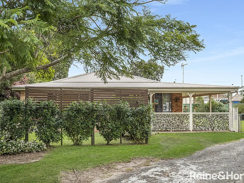 Big home with open-plan spaces and lots of room