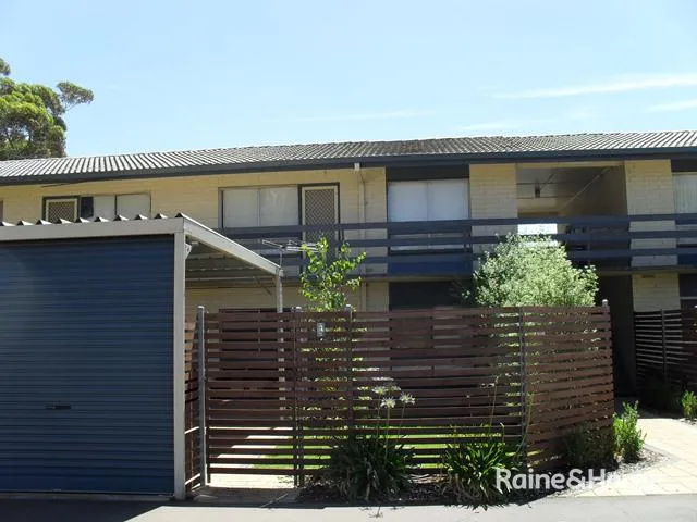 2 Bedroom Upstairs Unit