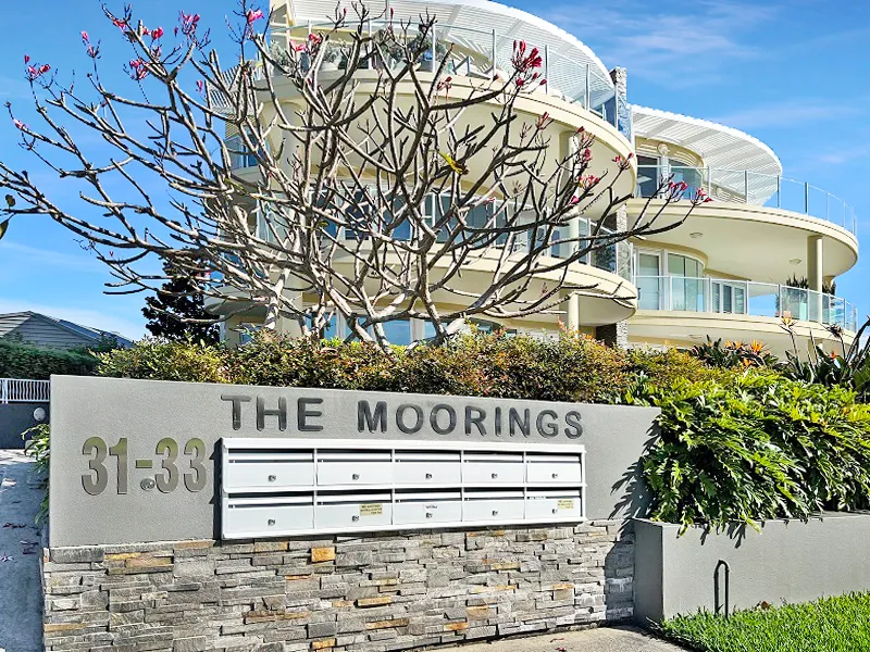 Price Guide $1,400,000 - $1,540,000