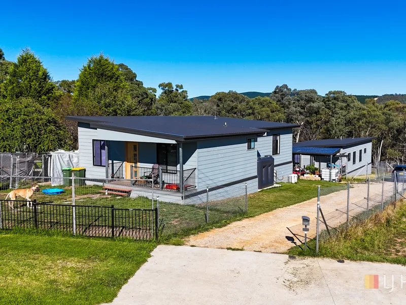 MODERN 4 BEDROOM HOME