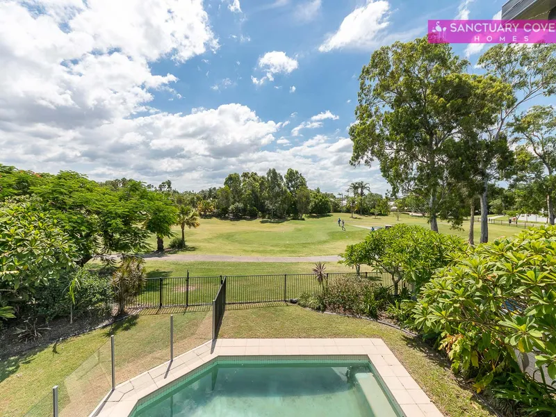 STUNNING GOLF COURSE VILLA OVER LOOKING PALMS GOLF COURSE