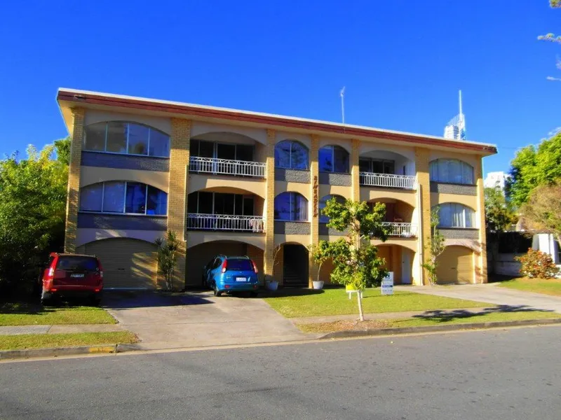 3 Bedroom Unfurnished Unit in a Great Location Across From the River!